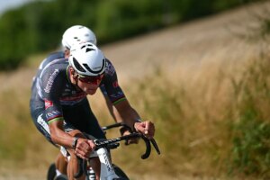 Tour de Francia: Van der Poel honra al ciclismo y roza una gesta única camino de Chateauroux | elmundo.es