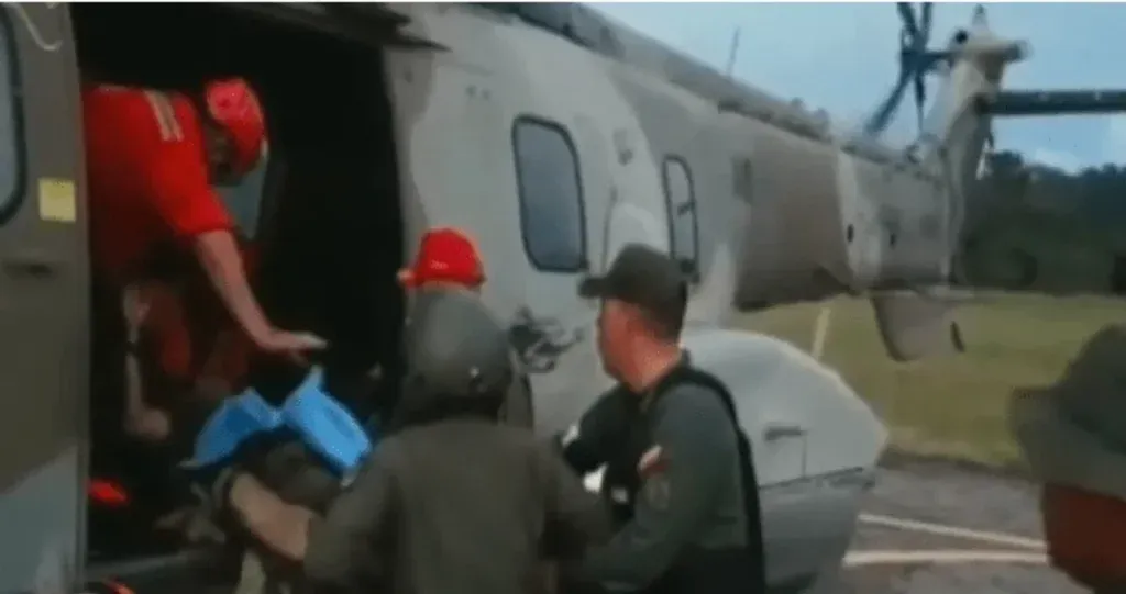 Tres personas rescatadas con vida tras accidente aéreo