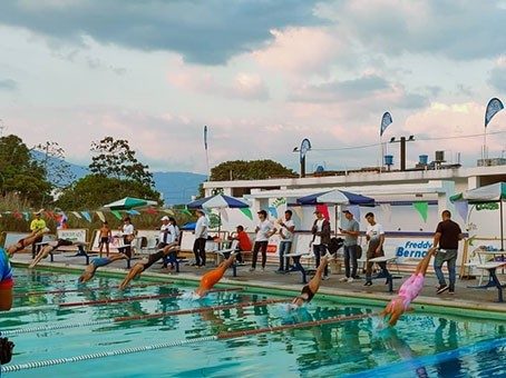Tritones preparan campeonato estadal de natación – Diario La Nación