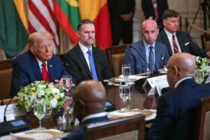 Trump considera un nuevo envío de Patriots a Ucrania pero advierte de que «son muy caros»