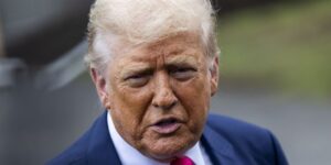 Trump dice que no está «del lado de nadie» y que Zelenski no debe atacar Moscú