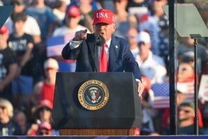 Trump enviará cartas de notificación de sus aranceles a países sin acuerdo comercial con EE.UU.