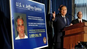 Trump ordena divulgar textos del jurado que acusó a Epstein – DW – 18/07/2025