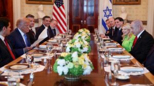 Trump y Netanyahu insisten en desplazar a palestinos de Gaza – DW – 08/07/2025