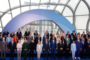 UE creará un fondo para atraer capital privado a la reconstrucción de Ucrania
