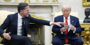 Ucrania recibe al enviado de Trump en vísperas del «gran anuncio» de Washington sobre su nueva estrategia para la guerra
