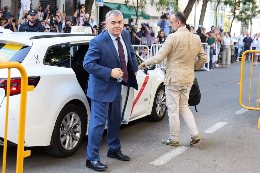 Un cuñado de Cerdán trabajó como albañil para Servinabar y cobró 61.669 euros de la empresa clave del 'caso Koldo'