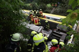 Un descarrilamiento de tren en el suroeste de Alemania deja al menos tres muertos y decenas de heridos | europapress.es