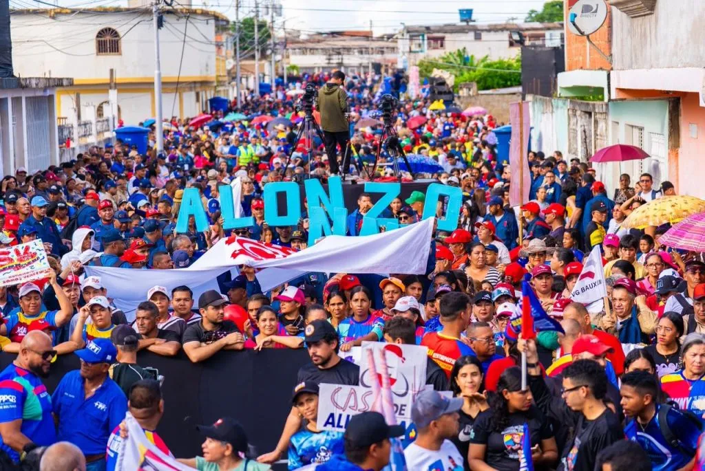 Un río de victoria cerró campaña del Chino Alonzo