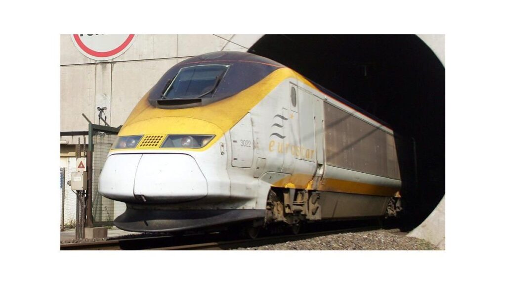 Un tren quedó varado en Francia con 800 pasajeros por una falla eléctrica