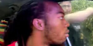 Un vídeo grabado hace cinco meses destapa un nuevo episodio de violencia policial contra un hombre negro en EE.UU.