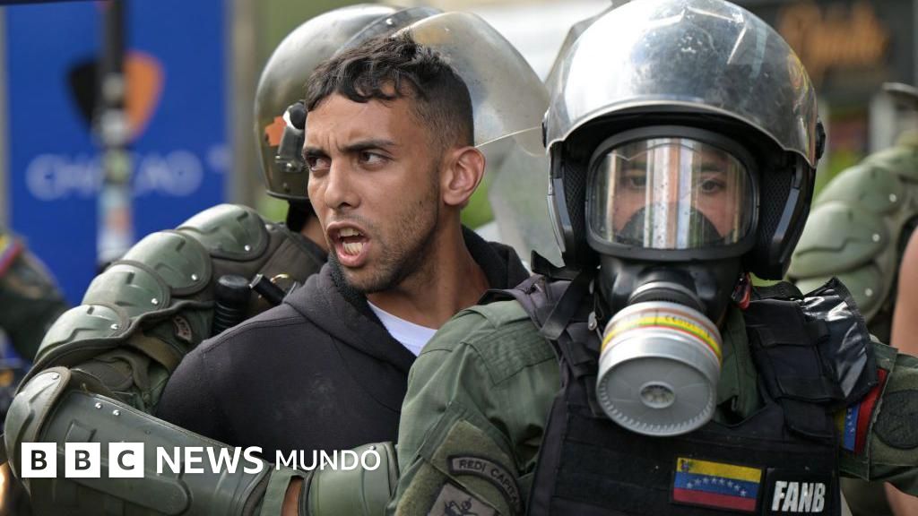 "Una dinámica perversa de puerta giratoria": las denuncias de nuevos arrestos en Venezuela tras la liberación de un grupo de presos