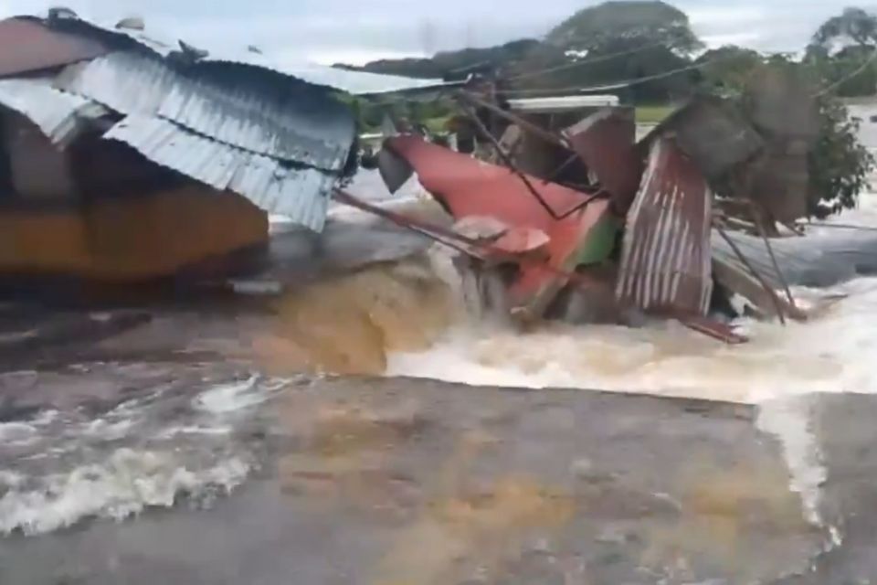Unas 9 mil familias afectadas por crecida de ríos en Camaguán