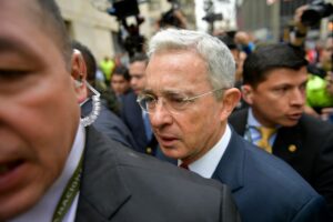 Uribe rechaza zona económica binacional con Venezuela: “Es una entrega del país a la criminalidad”