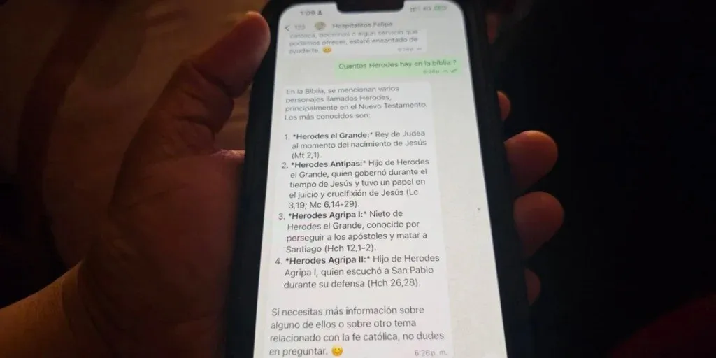 Venezolano crea a "Felipe", una inteligencia artificial católica para WhatsApp - AlbertoNews