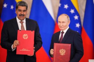 Venezuela abrió fábrica de municiones de Kaláshnikov