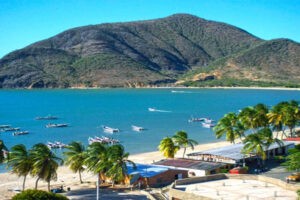 Venezuela anuncia alianzas comerciales con turoperadores de Trinidad y Tobago para promover el turismo en Nueva Esparta