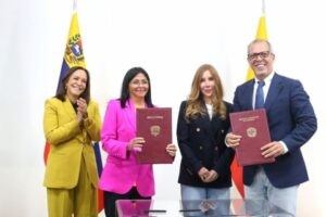 Venezuela y Colombia firman crean zona económica binacional