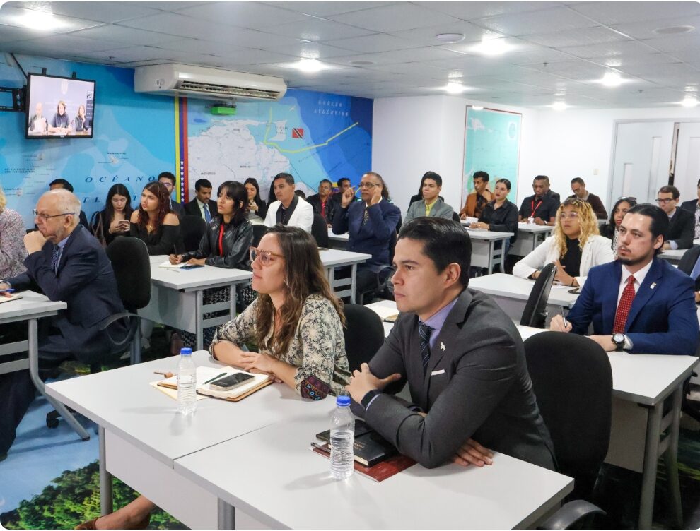 Venezuela y Serbia fortalecen relaciones en el área educativa