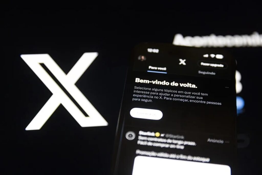 X cobrará anuncios según su tamaño y elimina los hashtags