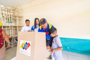 Yanny Alonzo convocó al electorado a ejercer su derecho al voto
