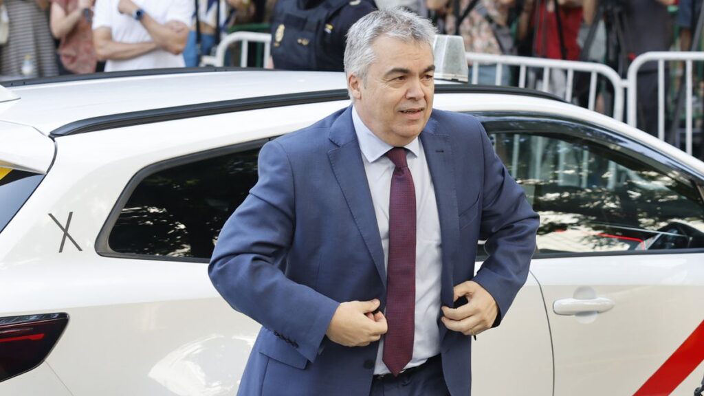 detuvieron a uno de los hombres más cercanos a Pedro Sánchez y el oficialismo quedó contra las cuerdas