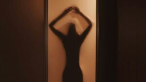 iOS 26 bloqueará desnudos en las videollamadas de FaceTime