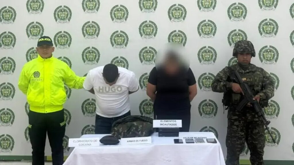 incautan arma, cocaína, celulares y DVR en operativos de Policía y Ejército