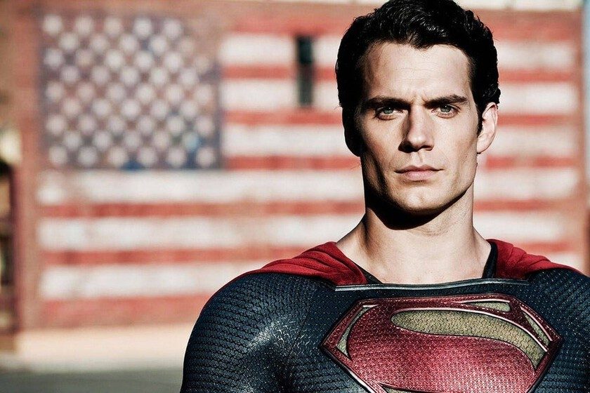 lo descartó como Superman, pero James Gunn quiere recuperar a Henry Cavill para otro papel en el DCU