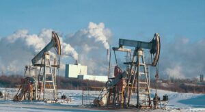 no logra alcanzar la producción que le permite la OPEP+