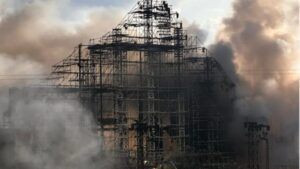 se incendió el escenario principal de Tomorrowland a dos días del evento