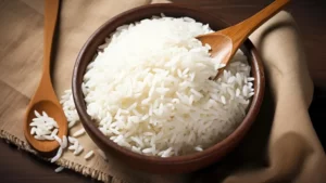 ¿Hay que lavar el arroz antes de cocinarlo? Una ingeniera de los alimentos responde: "Depende de cómo lo quieras"