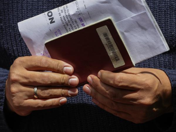 ¿Qué tan listo está el Gobierno Nacional para firmar acuerdo con Portugal por los pasaportes? | Gobierno | Economía