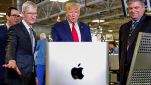 Trump anuncia aranceles del 100 % a chips y semiconductores – DW – 07/08/2025