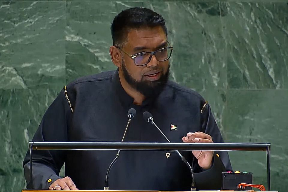 Guyana elige nuevo presidente con tensión fronteriza con Venezuela de fondo