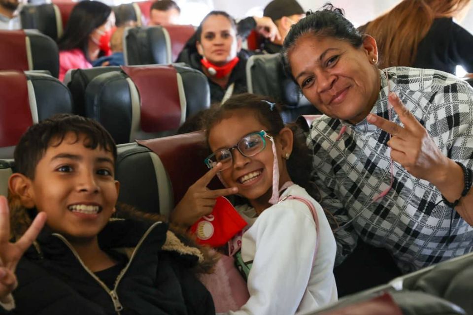 313 venezolanos retornaron al país desde México