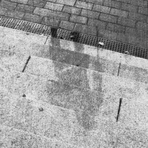 80 años del bombardeo de Hiroshima: aún se puede ver la sombra de una víctima de la bomba atómica