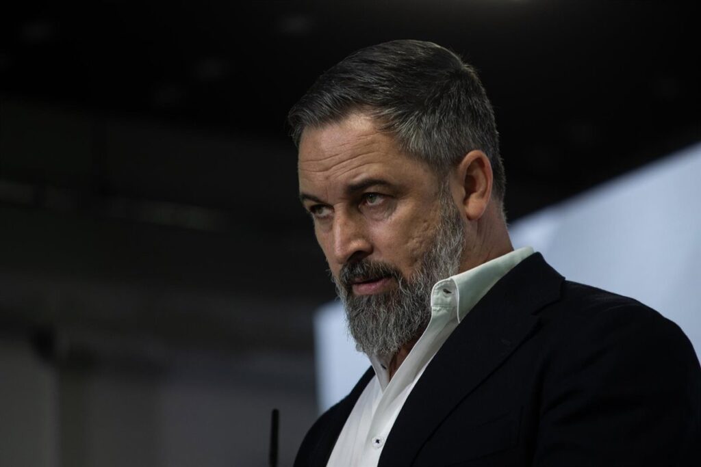 Abascal pide confiscar y hundir el barco de Open Arma, atracado en Tenerife