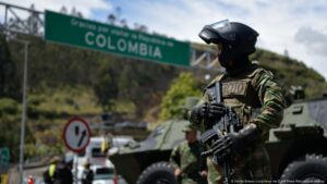 Abaten a cabecilla de disidencias de las FARC en Colombia – DW – 25/08/2025