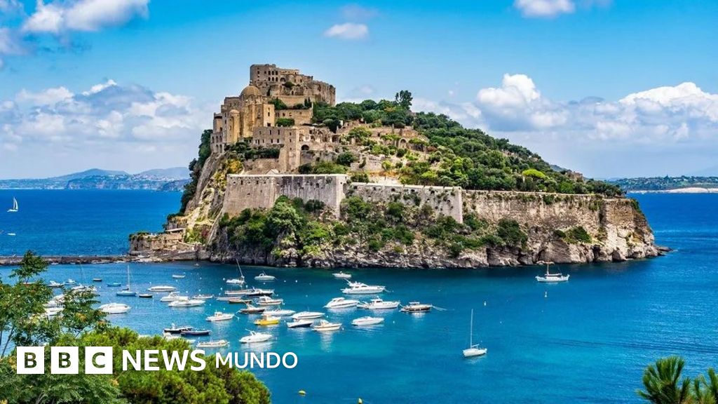 Aenaria: la fascinante historia de la ciudad italiana que quedó sumergida hace 2.000 años tras una erupción volcánica