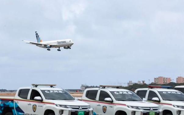 Al menos seis niños llegaron a Maiquetía en un nuevo vuelo con deportados desde EEUU
