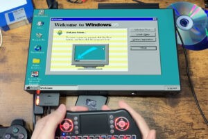 Alguien consiguió instalar Windows 95 en una PlayStation 2, pero el experimento acabó siendo un (poquito) desastre