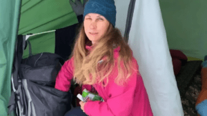 Alpinista rusa atrapada en Kirguistán, ¿por qué no la siguen buscando?