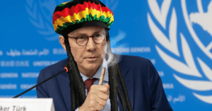 Alto Comisionado de la ONU prende palo santo para enviarle buenas vibras a Venezuela – El Chigüire Bipolar