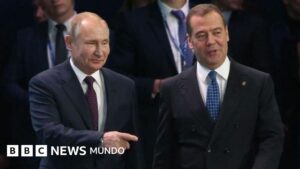 Análisis BBC: ¿Por qué Rusia se mantiene callada frente al despliegue de submarinos nucleares de Trump?