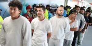 Arribo al aeropuerto de Maiquetía nuevo vuelo con 200 deportados desde Texas de Misión Vuelta a la Patria