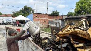 Barranquilla retira 400 m³ de residuos en barrio El Bosque para evitar contaminación en el arroyo León y Ciénaga de Mallorquín