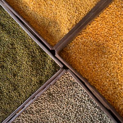 Beneficios de las lentejas y los guisantes: claves para sumarlos a tu alimentación diaria