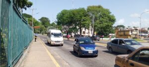 Bolivarenses adaptan sus rutinas ante cierre parcial del paseo Orinoco