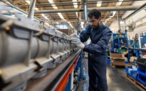 Brasil crea 1,2 millones de empleos formales en el primer semestre, un 6,8% menos